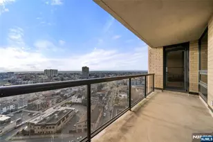 800 Palisade Ave 1804, Fort Lee, NJ 07024 - Photo 21