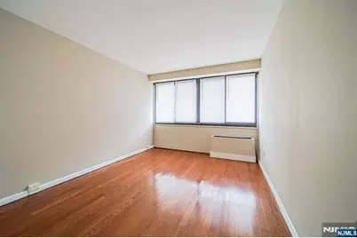 1600 Center Avenue 1D #1D, Fort Lee, NJ 07024 - Photo 7