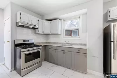 80 Melrose Avenue, Irvington, NJ 07111 - Photo 11