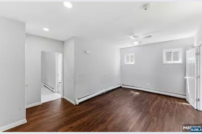 80 Melrose Avenue, Irvington, NJ 07111 - Photo 3