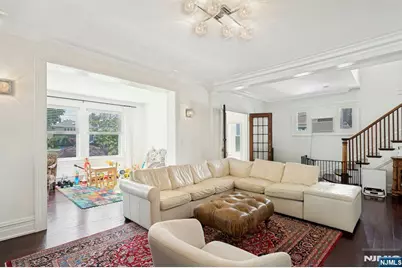 1016 Abbott Boulevard, Fort Lee, NJ 07024 - Photo 13