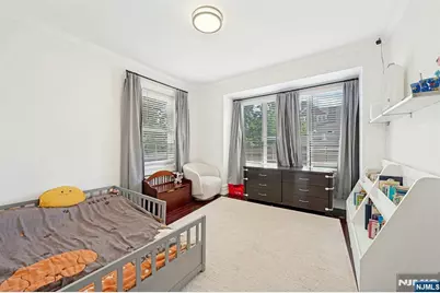 1016 Abbott Boulevard, Fort Lee, NJ 07024 - Photo 25