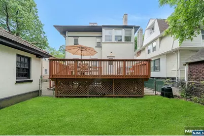 1016 Abbott Boulevard, Fort Lee, NJ 07024 - Photo 33