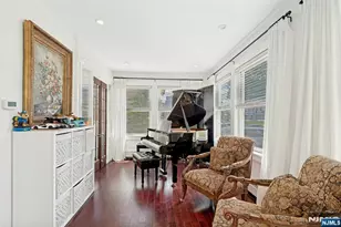 1016 Abbott Blvd, Fort Lee, NJ 07024 - Photo 15