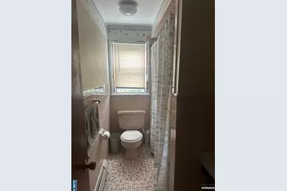 107 Park Row, Wallington, NJ 07057 - Photo 7