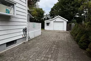 195 Pleasant Ave, Bergenfield, NJ 07621 - Photo 19