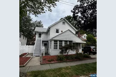 195 Pleasant Avenue, Bergenfield, NJ 07621 - Photo 1