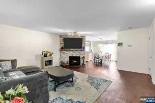 101 Oak Street F6, Oakland, NJ 07436 - Photo 9