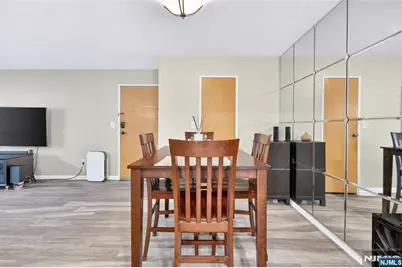 464 Liberty Street 106 #106, Little Ferry, NJ 07643 - Photo 19