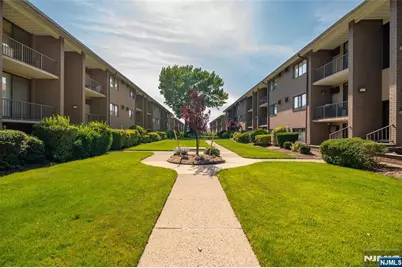 464 Liberty Street 106 #106, Little Ferry, NJ 07643 - Photo 37
