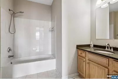 22 Devonshire Drive 128 #128, Clifton, NJ 07013 - Photo 23