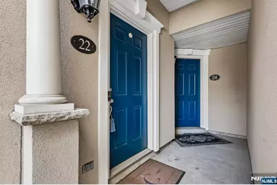 22 Devonshire Drive 128 #128, Clifton, NJ 07013 - Photo 5