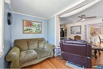 52 Harcourt Avenue, Bergenfield, NJ 07621 - Photo 3