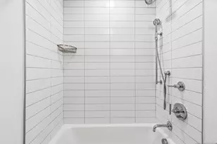 380 Newark Ave 406, Jersey City, NJ 07302 - Photo 15