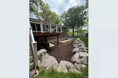 10 Monique Lane, West Milford, NJ 07480 - Photo 29