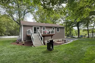 10 Monique Ln, West Milford, NJ 07480 - Photo 5
