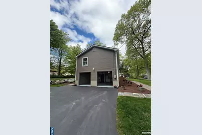 10 Monique Lane, West Milford, NJ 07480 - Photo 9
