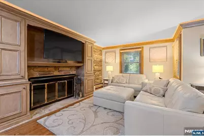 694 Sunset Road, Teaneck Township, NJ 07666 - Photo 5