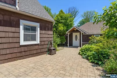694 Sunset Road, Teaneck Township, NJ 07666 - Photo 19