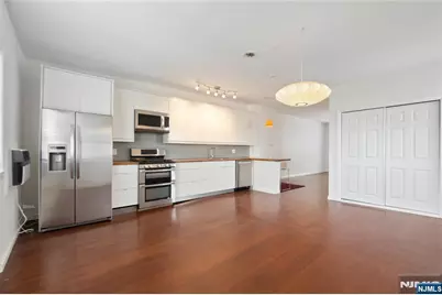 822 Palisade Avenue, Union City, NJ 07087 - Photo 3