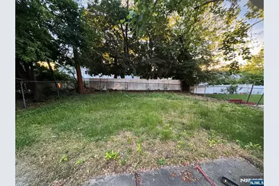 1-26 34th Street, Fair Lawn, NJ 07410 - Photo 3