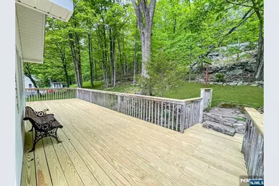 270 Macopin Road, Bloomingdale, NJ 07403 - Photo 11