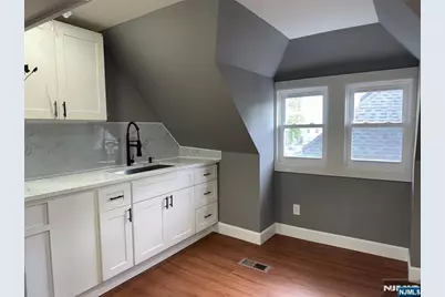 178 Berry Street, Hackensack, NJ 07601 - Photo 15