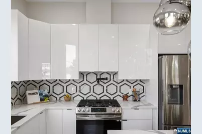 3568 John F Kennedy Boulevard 3 #3, Jersey City, NJ 07307 - Photo 9