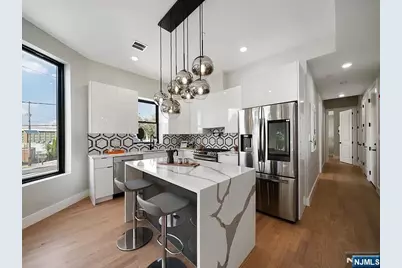 3568 John F Kennedy Boulevard 3 #3, Jersey City, NJ 07307 - Photo 3