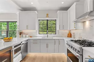 72 Lake Ave, Midland Park, NJ 07432 - Photo 5