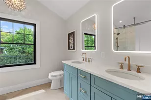 72 Lake Ave, Midland Park, NJ 07432 - Photo 23