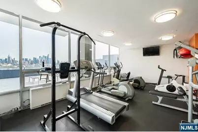 6050 Boulevard East 6D #6D, West New York, NJ 07093 - Photo 23