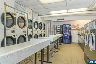 6050 Boulevard East 6D #6D, West New York, NJ 07093 - Photo 31