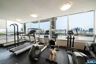 6050 Blvd East 6D, West New York, NJ 07093 - Photo 21