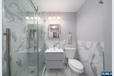 6050 Boulevard East 6D #6D, West New York, NJ 07093 - Photo 13