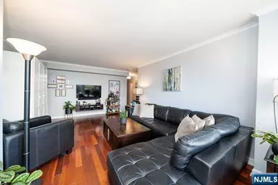 6050 Boulevard East 6D #6D, West New York, NJ 07093 - Photo 5