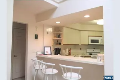 1435 Teresa Drive 1435 #1435, Fort Lee, NJ 07024 - Photo 9
