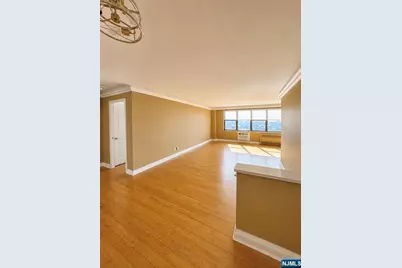 500 Central Avenue 1408 #1408, Union City, NJ 07087 - Photo 11
