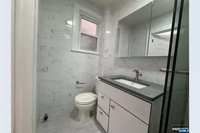 104 Columbia Avenue 2nd Fl #2nd Fl, Palisades Park, NJ 07650 - Photo 5