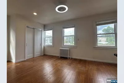 104 Columbia Avenue 2nd Fl #2nd Fl, Palisades Park, NJ 07650 - Photo 9