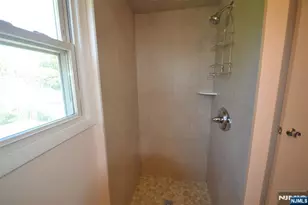 9 Pine St, Midland Park, NJ 07432 - Photo 23