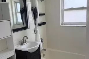 206 Riverview Pl 4, Cliffside Park, NJ 07010 - Photo 7