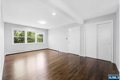 24 Van Vliet Court 2 #2, Clifton, NJ 07013 - Photo 5