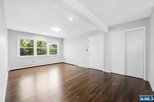 24 Van Vliet Ct 2, Clifton, NJ 07013 - Photo 5