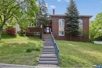 51 Anderson Avenue, Englewood Cliffs, NJ 07632 - Photo 1