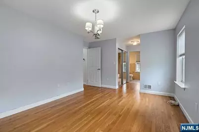 400 Crown Court 581 #581, Edgewater, NJ 07020 - Photo 15