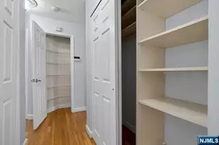 400 Crown Ct 581, Edgewater, NJ 07020 - Photo 23