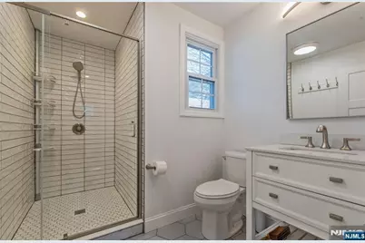 36 Kinderkamack Road, Hillsdale, NJ 07642 - Photo 9