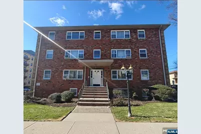 2430 8th Street Db #DB, Fort Lee, NJ 07024 - Photo 3