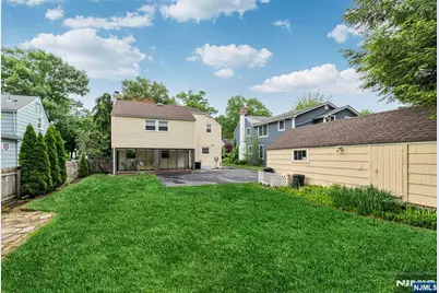 151 Walthery Avenue, Ridgewood, NJ 07450 - Photo 33